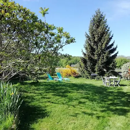 Maison Entre Seine Et Foret Nyaraló *